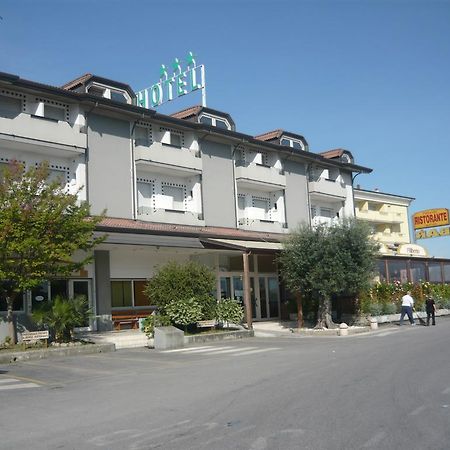 Hotel Filiberto Rimini Exteriör bild